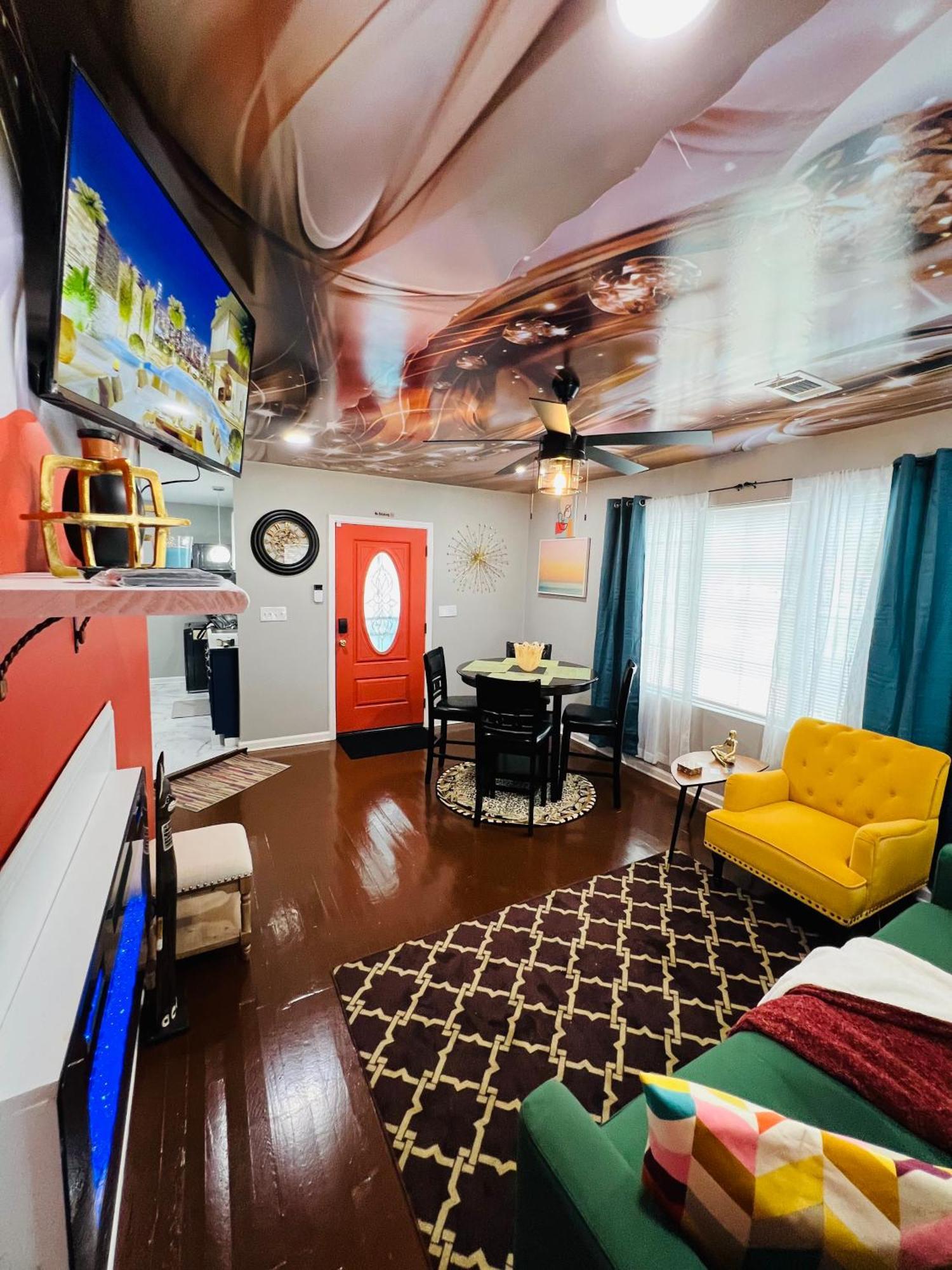 Tiger'S Place Near U Of M Memphis Bagian luar foto