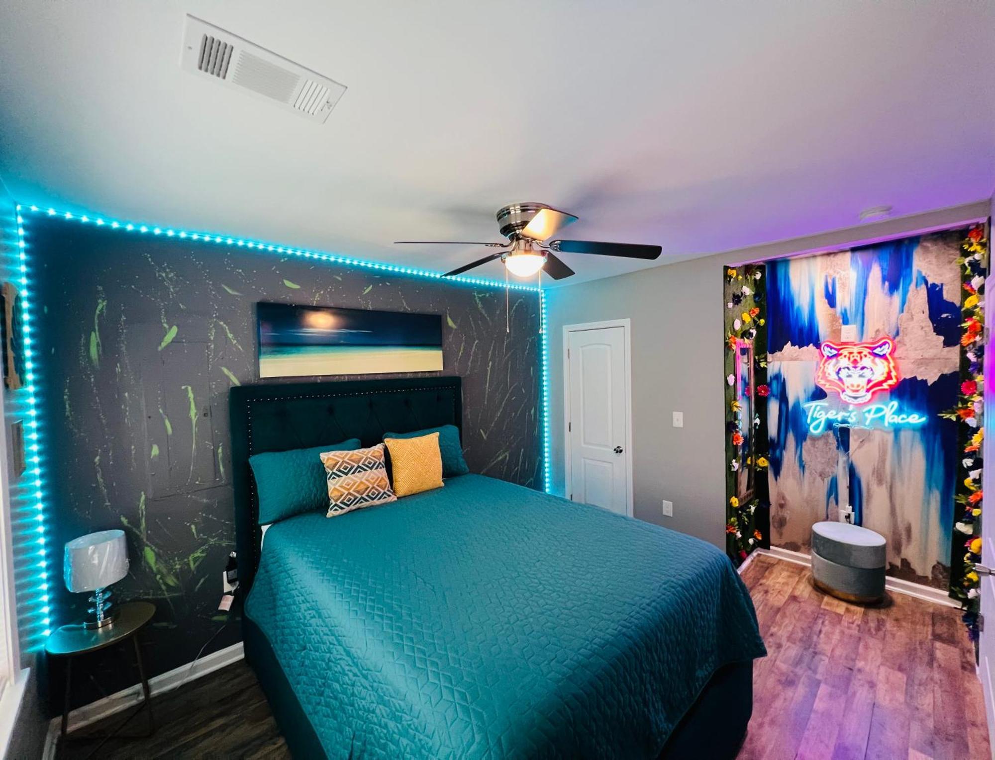 Tiger'S Place Near U Of M Memphis Bagian luar foto